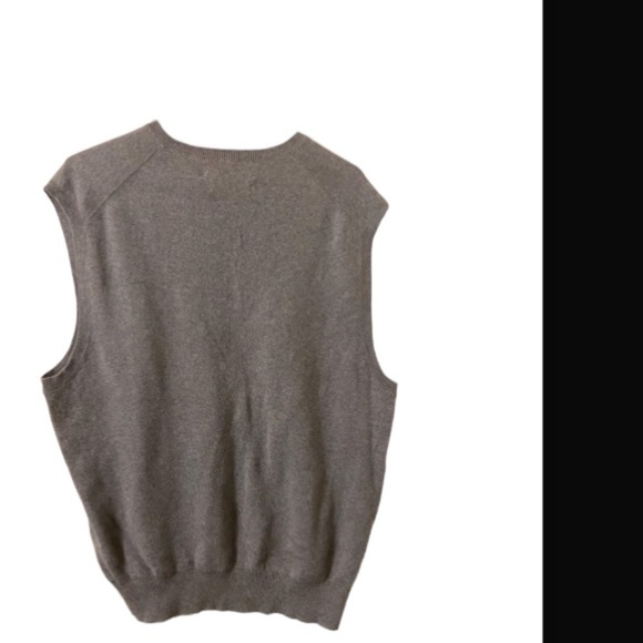 Polo by Ralph Lauren Gray V Neck Sleeveless Pullover Sweater Size Large. - Picture 2 of 5